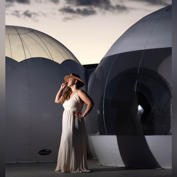 Meet your Posher, Mia - Picture 1 of 2